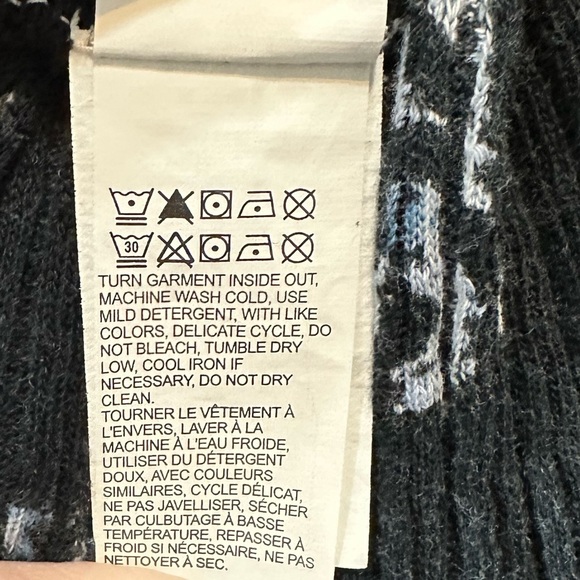 Lucky Long Sleeve Top Size Medium - Picture 9 of 10